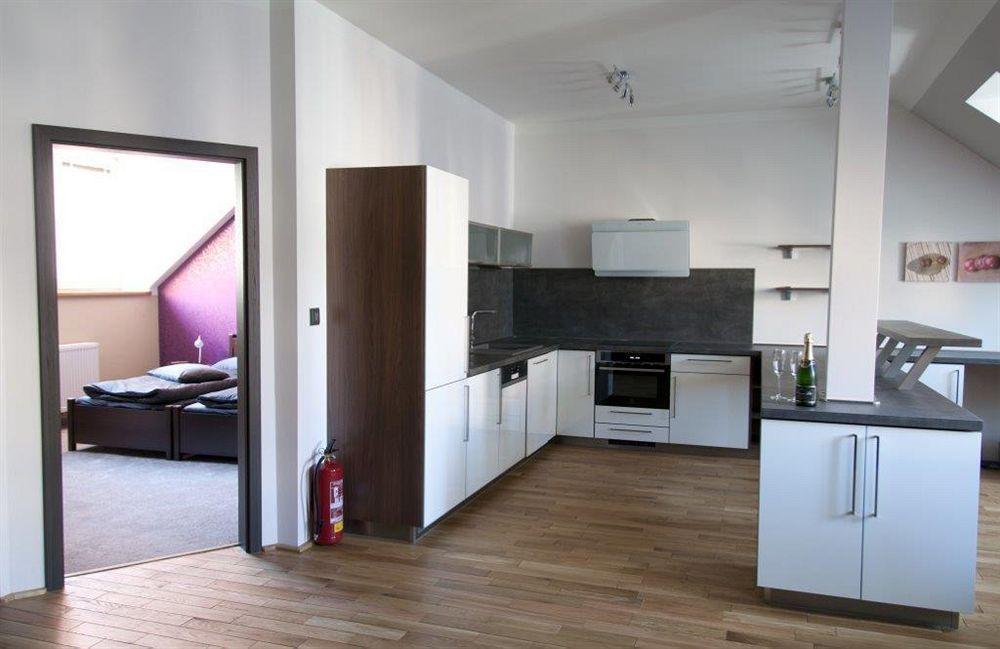 Apartmany Becherplatz Karlovy Vary Exterior photo